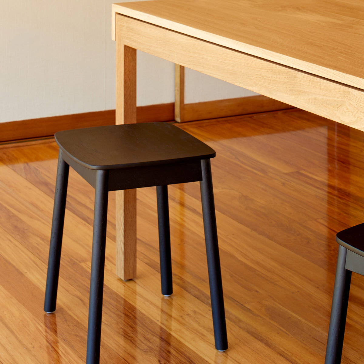 Città Radial Stool Low – Città Commercial